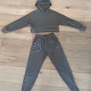 Alo Yoga Brown Ribbed Cropped Hoodie and Jogger Set